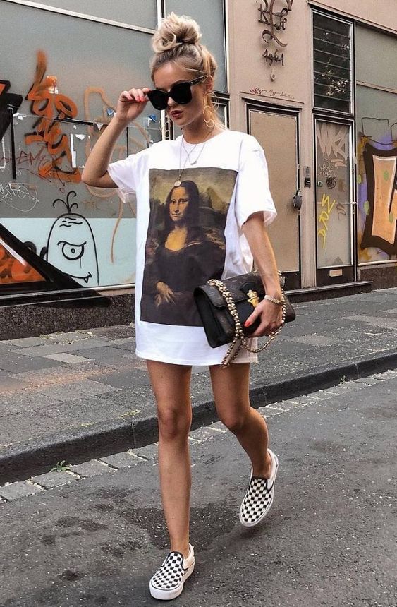Camiseta alongada: Aquele visual streetwear que amamos!