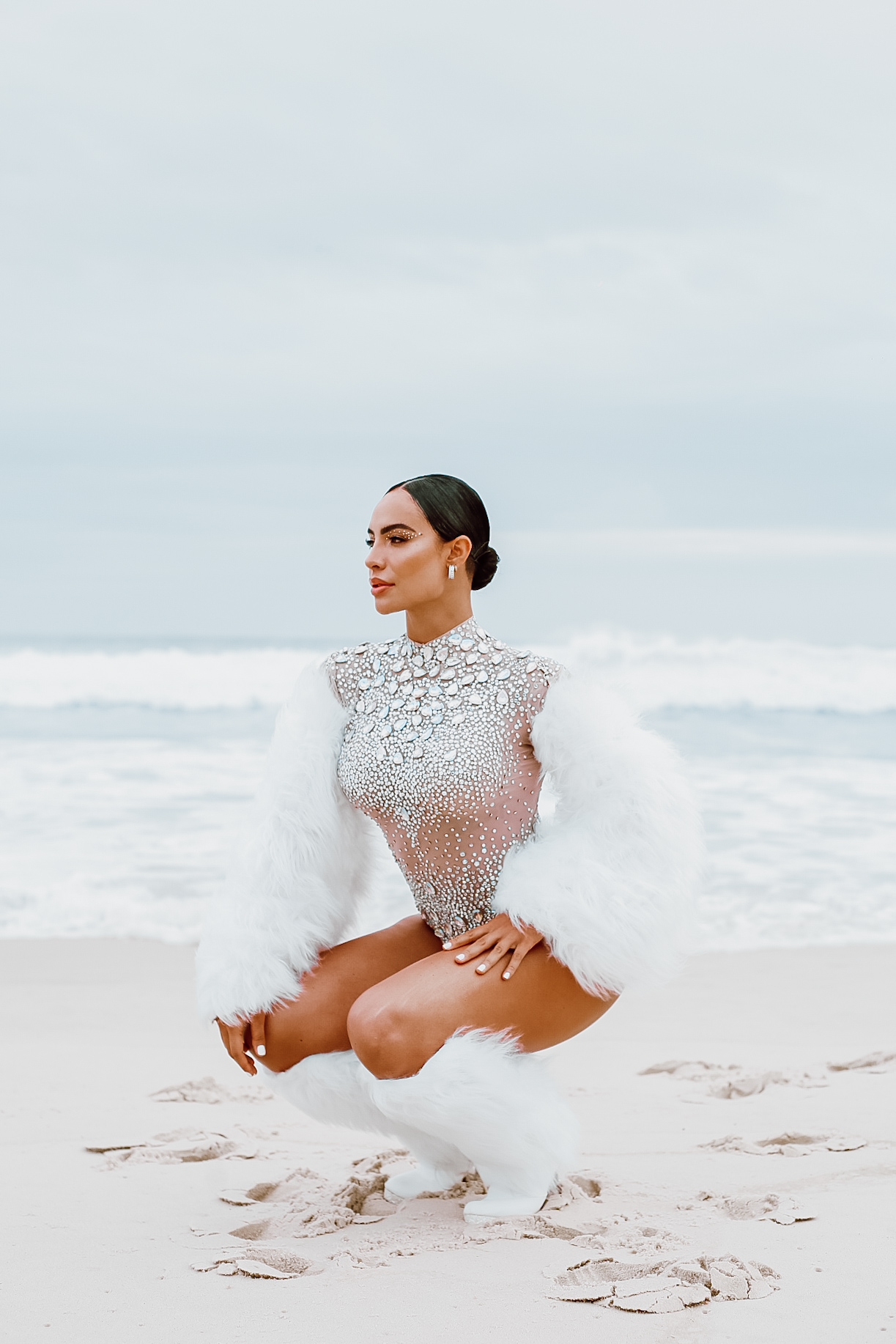 Aline Mineiro durante sessão de fotos no Rio de Janeiro (Foto: Wallace Ximenes / Divulgação)