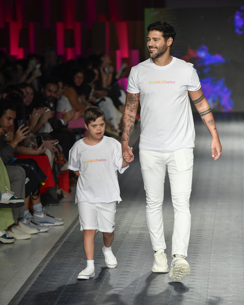 Criança modelo e Rodrigo Mussi