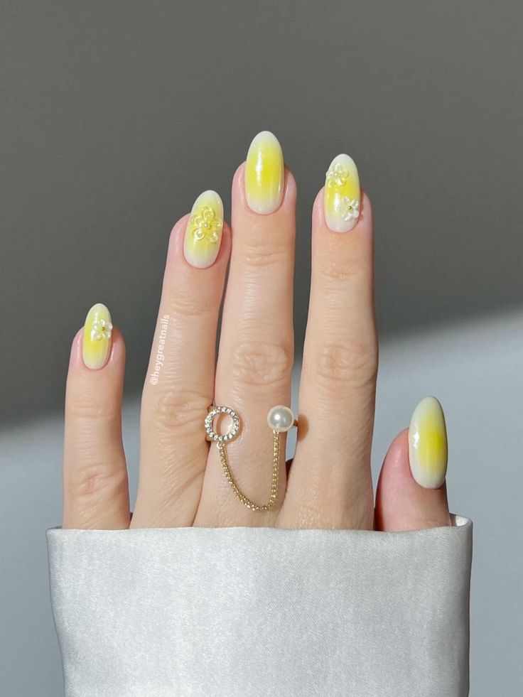 aura-nails-2025-06