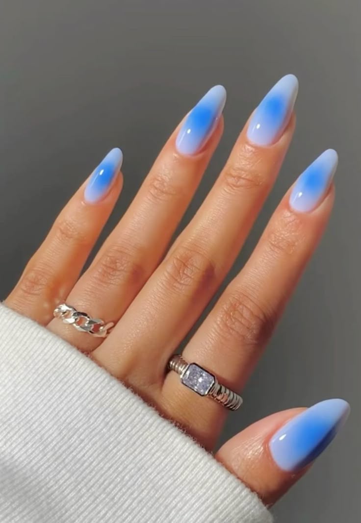 aura-nails-2025-07