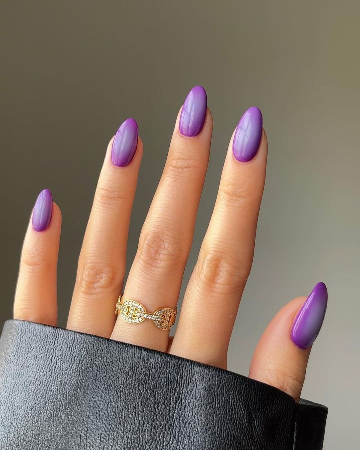 aura-nails-2025-08