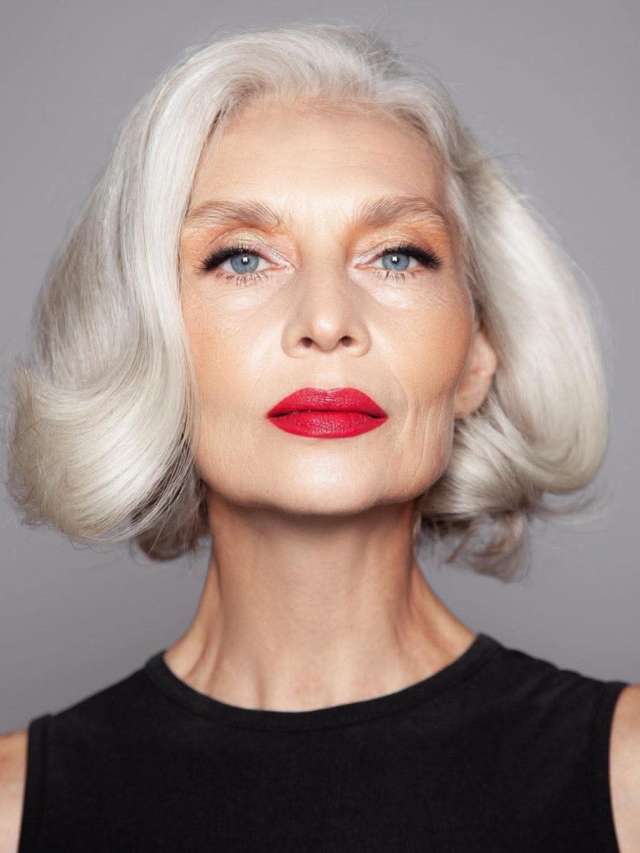 Cores de batom elegantes para mulheres de 60